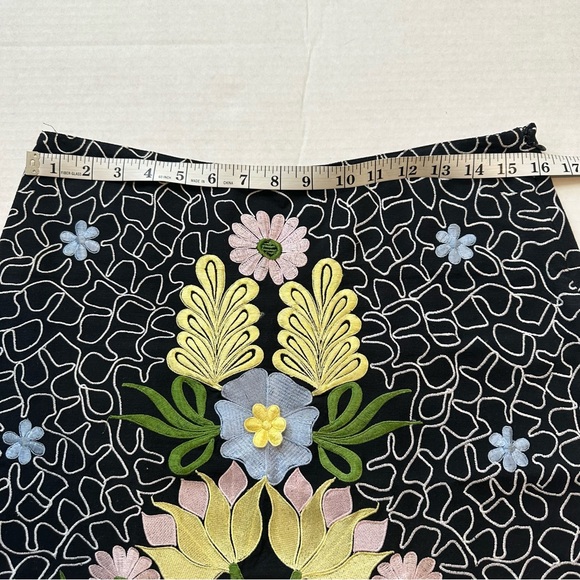 ANTHROPOLOGIE Snak Embroidered Multi Color Floral A Line Skirt SZ 6 - Picture 9 of 12